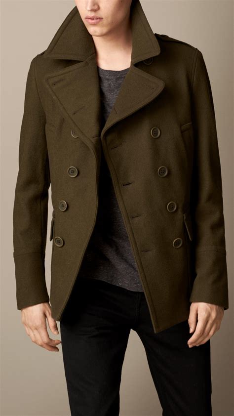 Men's Overcoats & Peacoats .